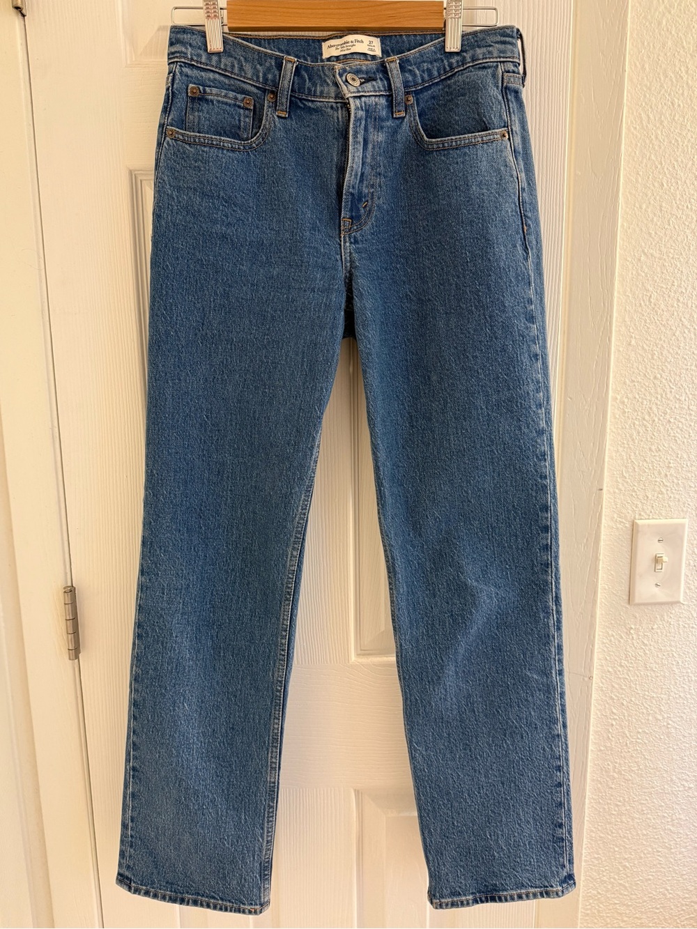 Abercrombie & Fitch 90s Straight Jeans - Size 27/4 R - Picture 4 of 8